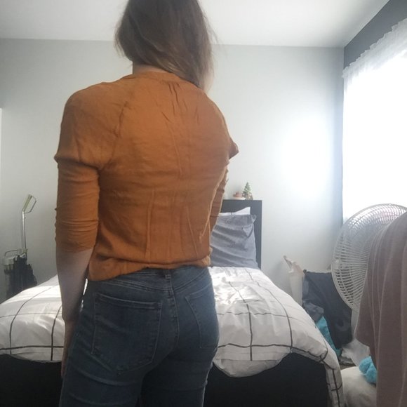 ocre blouse - Picture 3 of 3